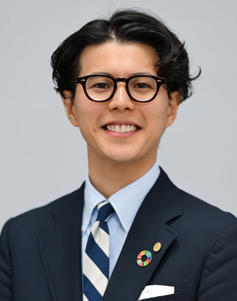 八重倉 開