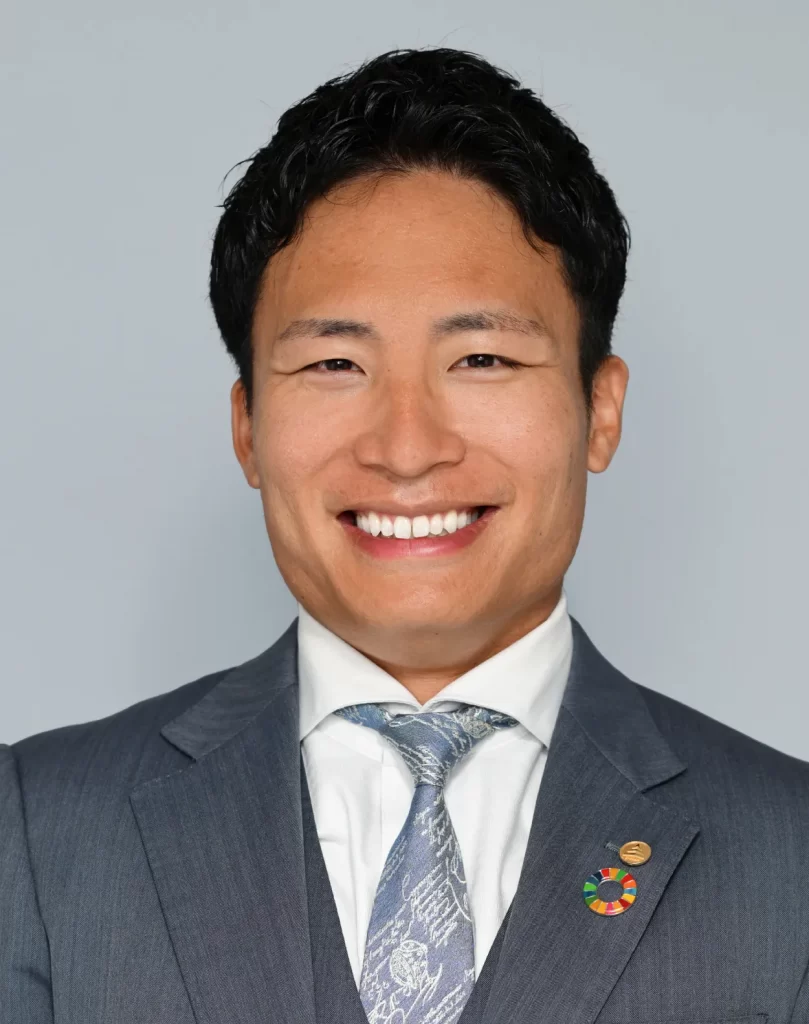 緒方 悠真