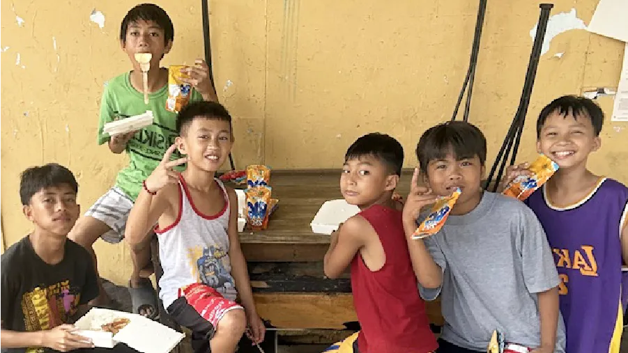 セブ市内　Bロドリゲス ストリートにあるサンタ クルス チャペル