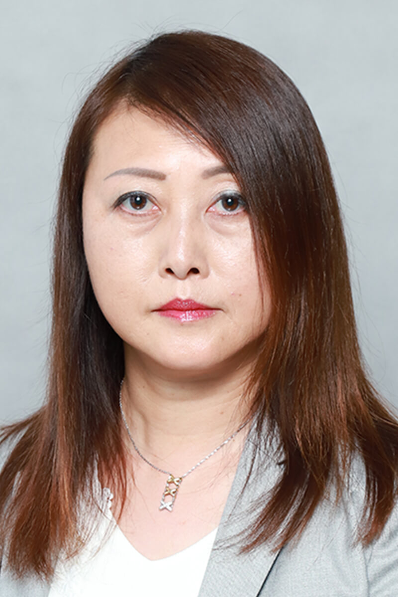 執行役員 久保 梨恵子の写真